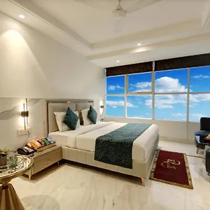 International By Star Group - Near Delhi Airport Hotel