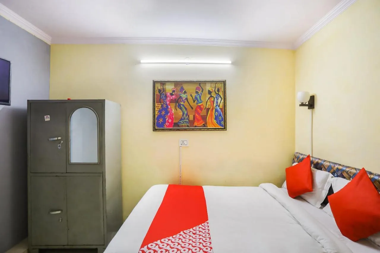 Oyo 69188 Hotel South Campus Inn New Delhi